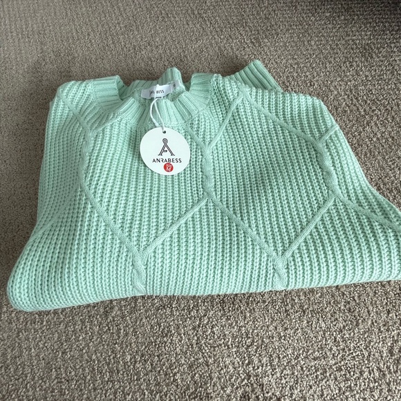 Anrabess Woman’s Size M, mint green sweater. - Picture 3 of 6